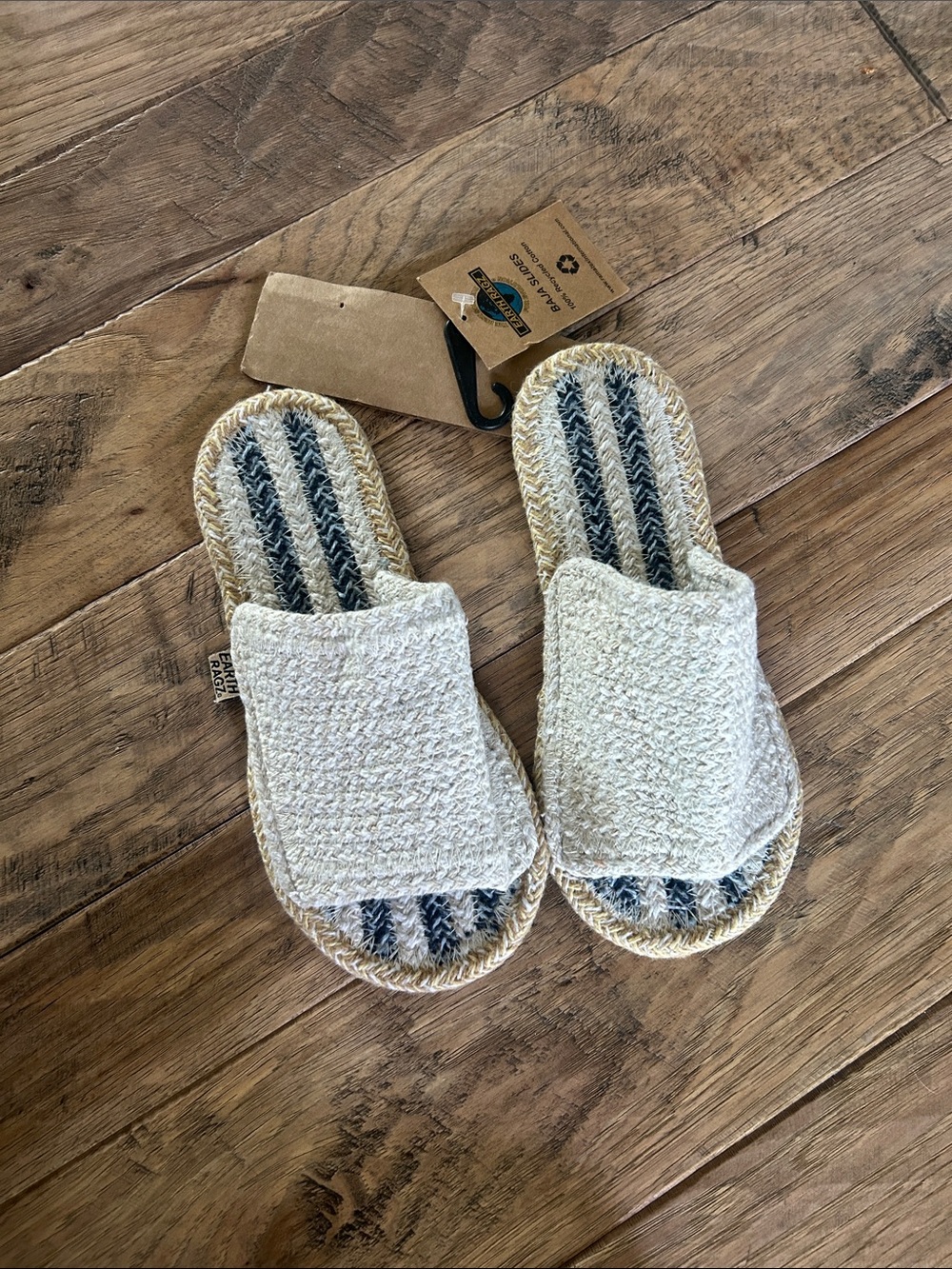 NWT Earth Ragz Baja Slides - Eco-Friendly Woven Striped Sandals
Size-small
